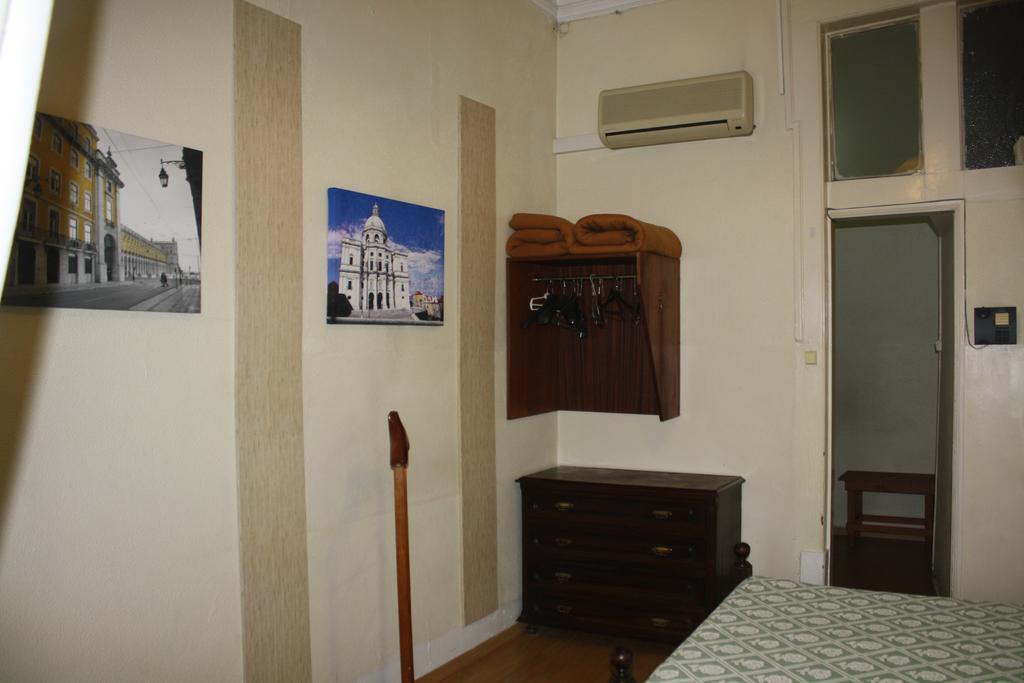 Pensao Residencial Estrela Do Mondego Hotel Lissabon Kamer foto